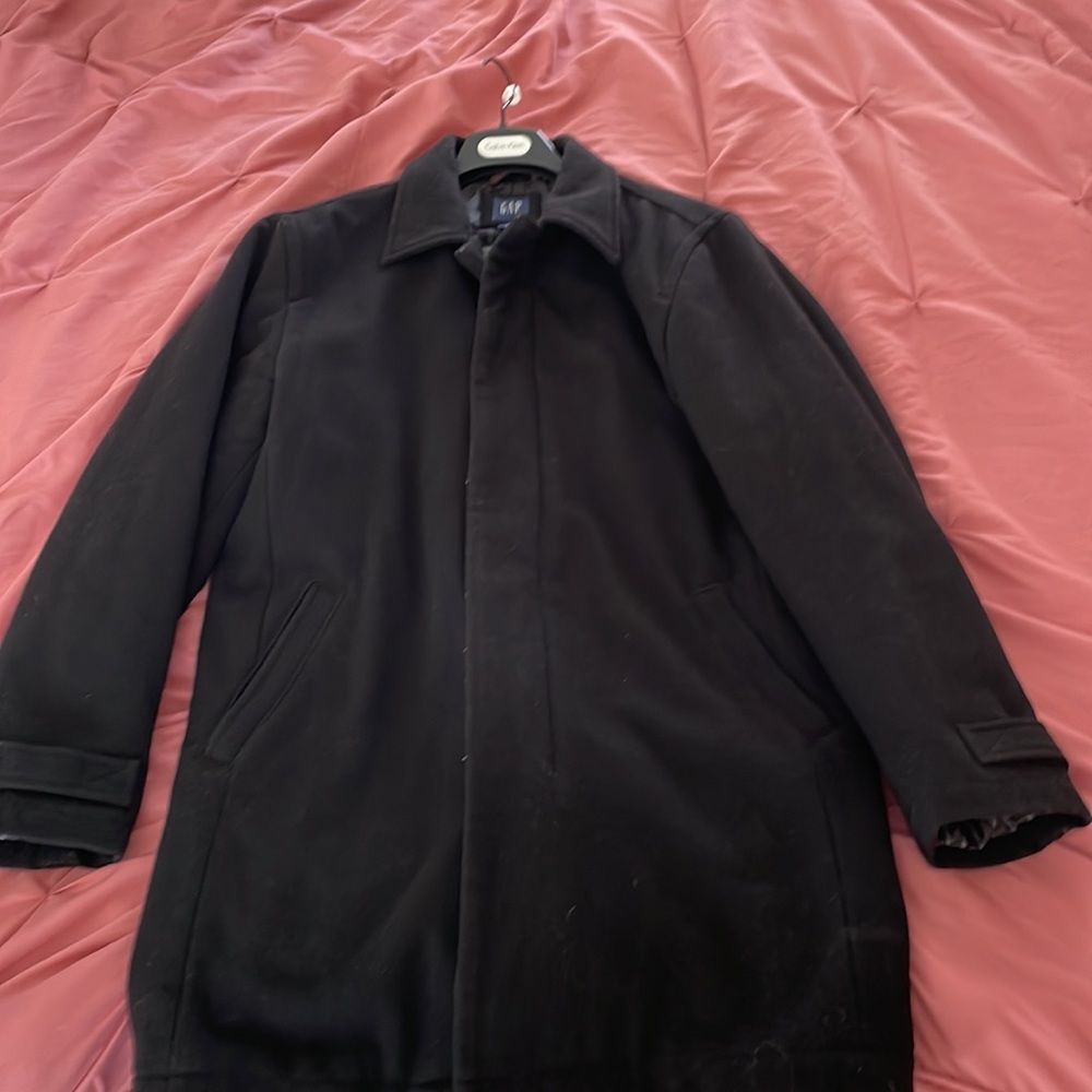 Heavy duty, GAP black coat. Labeled a size large. Vintage and classic.